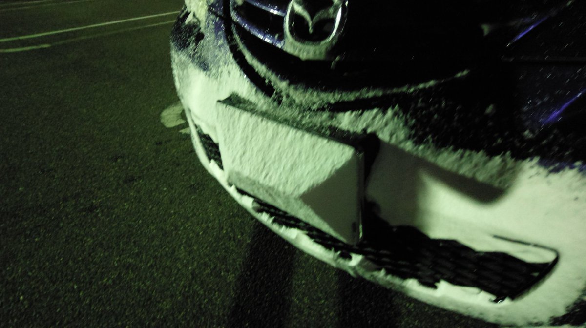 追記 車で雪の日に走ったらナンバープレートがすごいことになっていた 自動車の空力デザインの影響 原因は安息角かも Togetter