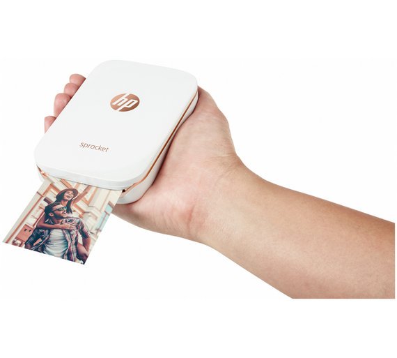 cataloguereturn's tweet photo. HP Sprocket printer set ONLY £50.00 @cataloguereturn #printer #photos #memories #valentines #giftsforher #giftsforhim https://t.co/2FxBgXeql8