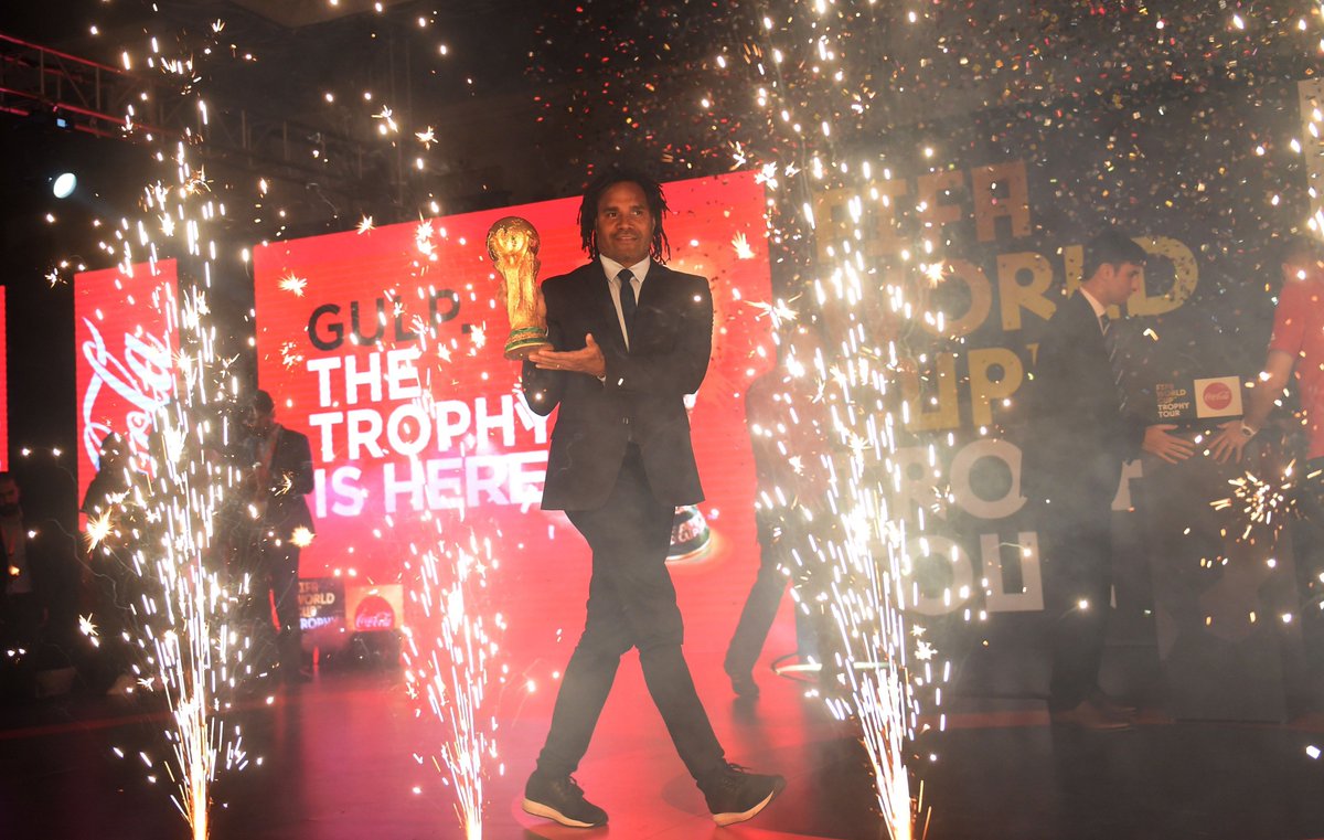FIFAWorldCup's tweet photo. 🎆🏆😁
💪Walking into Monday like...
#MondayMotivation #TrophyTour https://t.co/tPzrOOmyf4