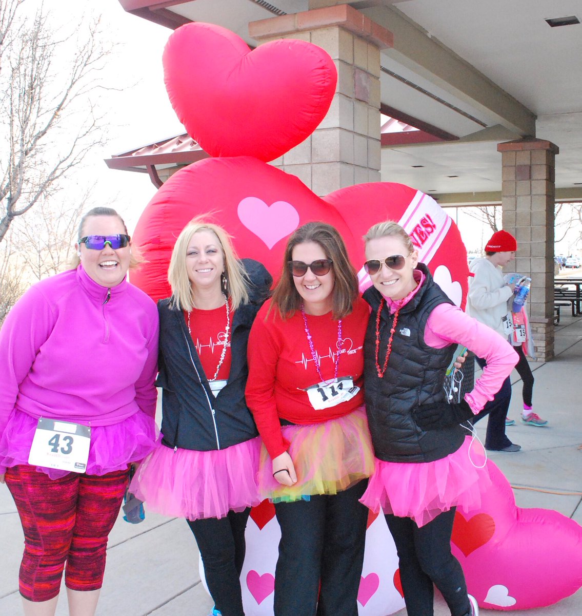 MJBettis's tweet photo. #heartthrobrun #5k #longmont #arvada Feb 10, 2018. https://t.co/LQKlEibGHt #loveyourself with a #race #loveyourneighbor with a #fooddrive for @OURCenter &amp; @ArvadaFoodBank https://t.co/hIZJEUXWp7