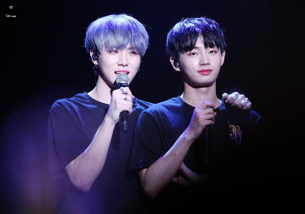 softcore9698's tweet photo. 180203 정말 바람직한 콘서트. 잘생긴 애가 잘생긴 애 귀여워하는 귀여운 모습 오래 보고싶당 훙헹훙 ㅠㅠ 
#용국 #김용국 #金龙国 #동한 #김동한 #JBJ https://t.co/7ZNZDLGao8