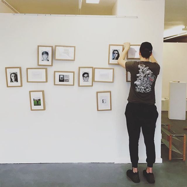 CrossStreetArts's tweet photo. Young artists from St. John Rigby collage hanging their work in our gallery for #play - opening this Thu @crossstreetarts .
#regram @sjr.art #wiganart #artstudent #artists #aspiringartist #youngartist #artcollege #exhibition #gallery #galleryinstall https://t.co/nCQRpsNNZ2 https://t.co/BKXQrwfhIY