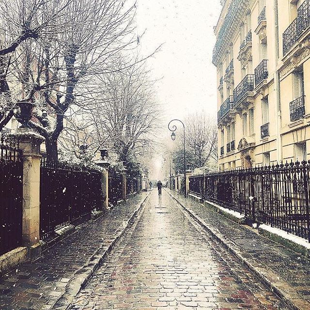 The moment we've all been waiting for has finally arrived... It's snowing in Paris! ❄😍
Great picture <a href="/rsteeeve/">taniarahma</a> #Parisjetaime #Paris #Parigi #巴黎 #パリ #파리 #باريس #Париж #פריז #visitParis #beautifuldestinations #igersparis #photooftheday #picoftheday… ift.tt/2nLkXRg