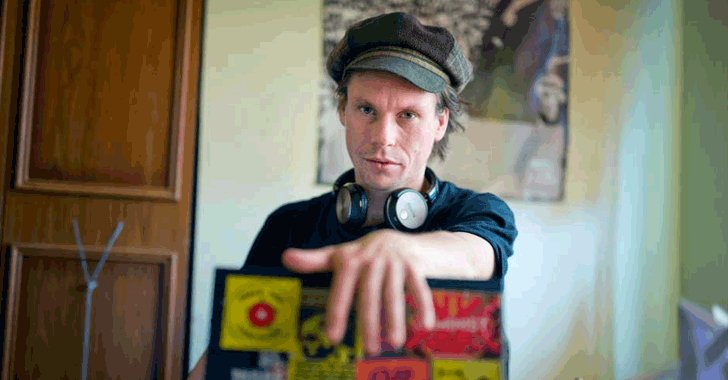 Hacking_AtoZ's tweet photo. Lauri Love—Suspected FBI and NASA Hacker—Wins Appeal Against Extradition to the United States

https://t.co/FaDsdBIyTw

#LauriLove #infosec https://t.co/NToGFWSguX https://t.co/6bPeRw7NJm https://t.co/El3dQKFM2Z