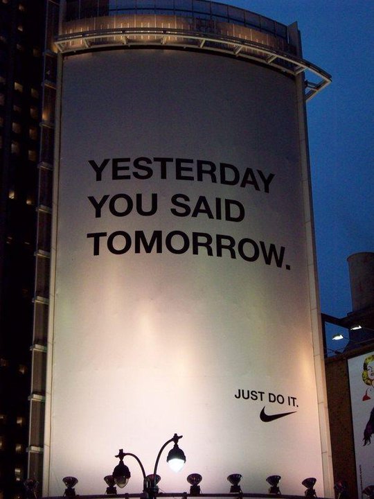 JDM_Milano's tweet photo. "#Lunedì inizio la palestra/dieta/lavori casalinghi/pulizia garage..."
Basta chiacchiere, Fallo! 
#JustDoIt - @Nike https://t.co/6EcPrgSQnk