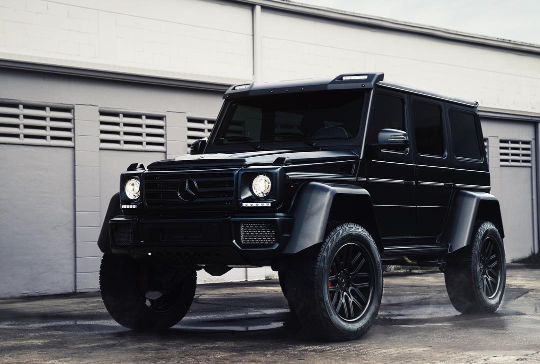 UltimateAuto_'s tweet image. Looking back at the world’s first @MercedesBenz 4x4 Squared G sitting on 3 Piece Carbon Lip wheels courtesy of @AlphaOneWheels  | Changing the game one build at a time! #UltimateAuto 

ultimateauto.com