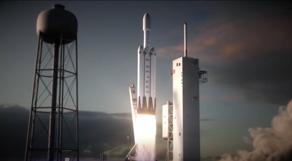 SPACE.com tweet media