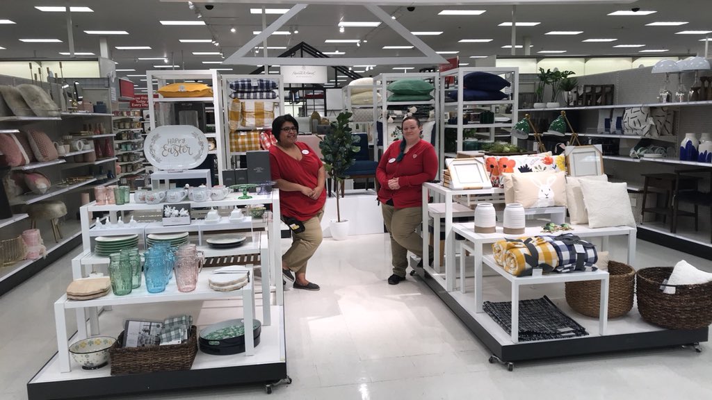 usacaddy's tweet photo. #homeinnovation #G497SoFreshandSoClean #ownit #nodust #dreamteam #T1186 #Hello2018! @EileenAmaro46 @MissMorgan0819 https://t.co/UYBtBkMj3L