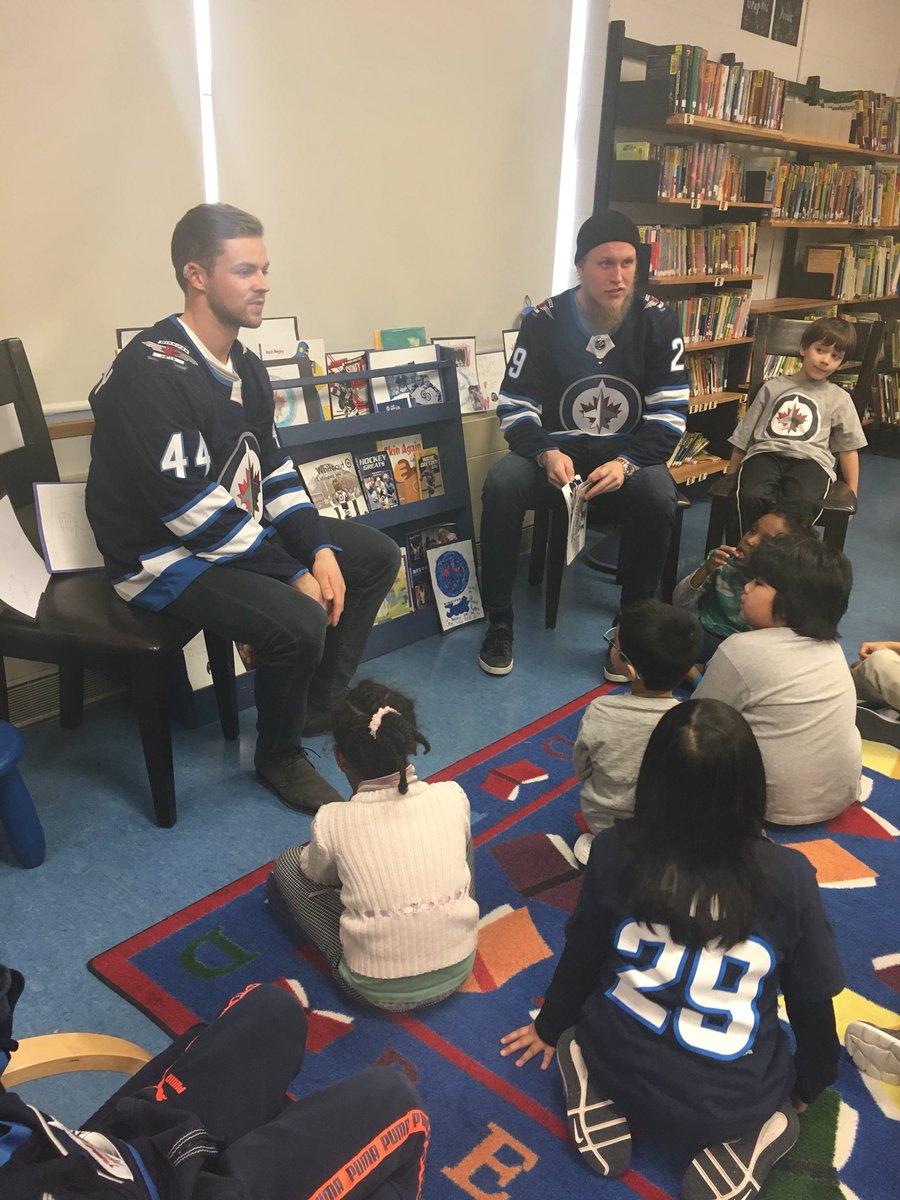 fort_rouge's tweet photo. Look who’s reading to Room 14 this afternoon!! Laine and Morrisey!  How lucky are we! @fort_rouge @WPGJETS_offical #ReadingTakesFlight #ilovetoreadmonth https://t.co/oFC7jhzhbS