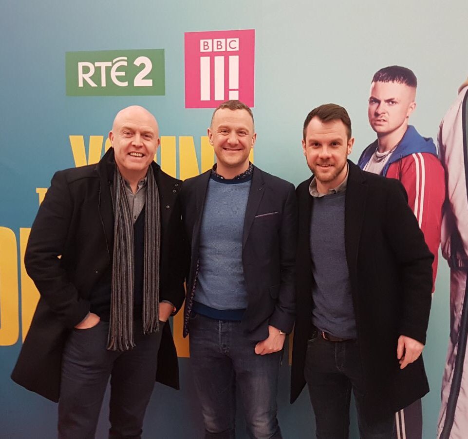 JimMcCabeFM's tweet photo. Found the main man @pjgallagher among the crowd! That bloke behind @mikehoganmedia looks a bit menacing! #TheYoungOffenders #TV #Launch #RTE2 #Thursday9pm https://t.co/tovWhAWf5B