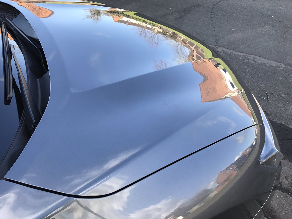 MotorSplash_'s tweet image. Happy Monday everyone! Nissan in today for a mini valet #Nissan #Innsworth #Gloucestershire #Valeting