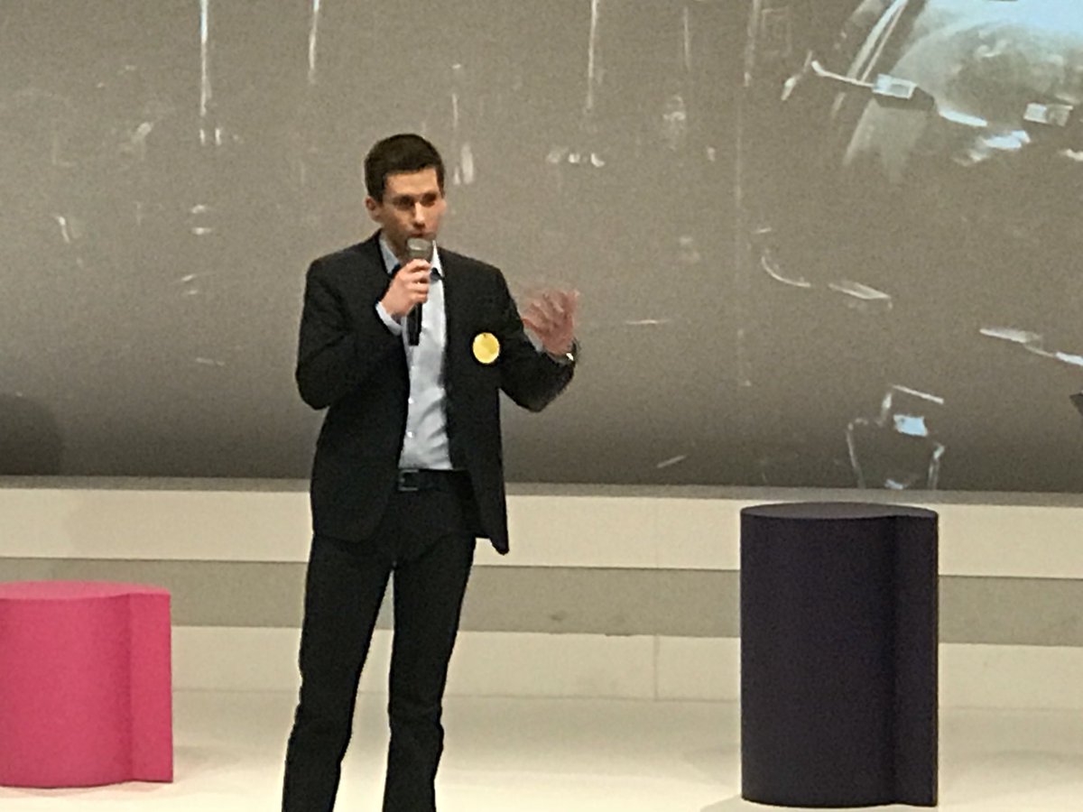 ITCaisseEpargne's tweet photo. Cyrille responsable de notre Centre #Agile 👉 « Ma mission est de construire la partie coaching du Centre agile. Nous travaillons à rendre nos #clients et nos #équipes plus agile pour produire toujours plus de valeur. » #We #ITCE2020 #Manager2020 https://t.co/FNHvaSGHG9