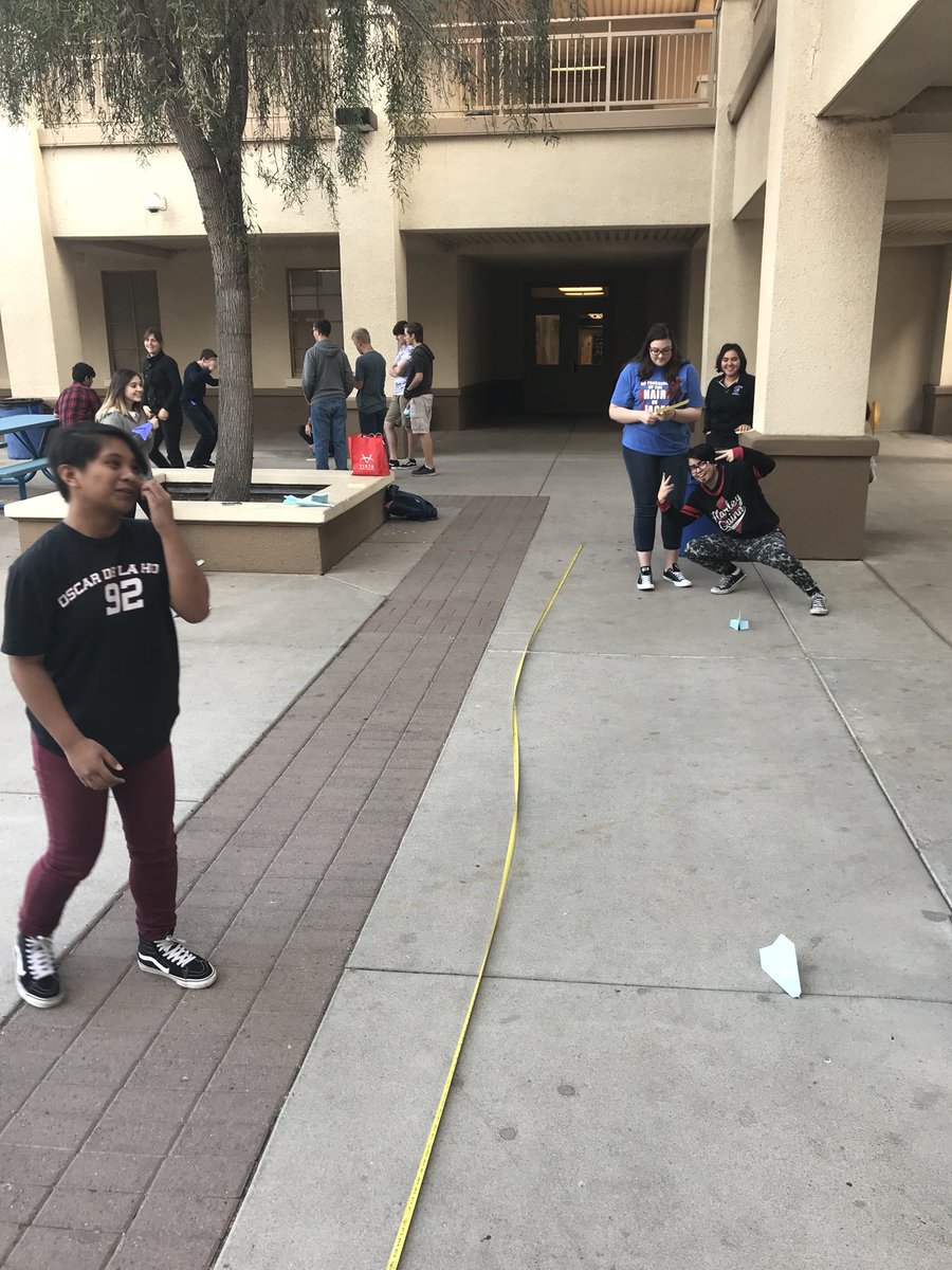 LRother_Intel's tweet photo. CHS German students learning about the Bundesjungendspiele (aka) physical fitness. #MondayMorningMovement #SOC https://t.co/0GL3doMqwz