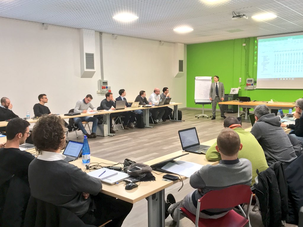 ilbarcamper's tweet photo. #Emilia4.0 @ConfindustriaEM
Al via a #Bologna la #techweek con 17 promettenti #startup #IoT, #agritech, #elettromedicale e #robotica.
🎯 Obiettivo: essere ammessi al #TechGarage per presentarsi alle aziende del territorio!
#ChallengeToGrow #dpixel https://t.co/FqCEuH9opV