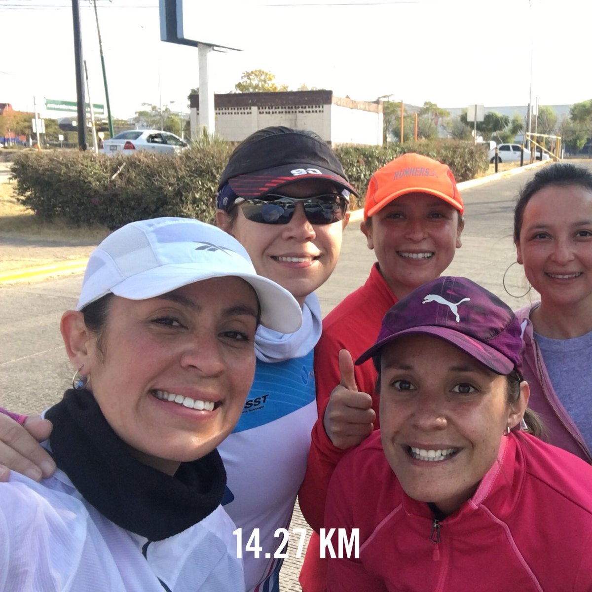sargirosales's tweet photo. Lista la distancia de hoy! 🙏🏼🙌🏼🏃🏻♀️💪🏼 #Enteras #CadaDíaMasFuerte #MDC https://t.co/DqAP3RHdn8