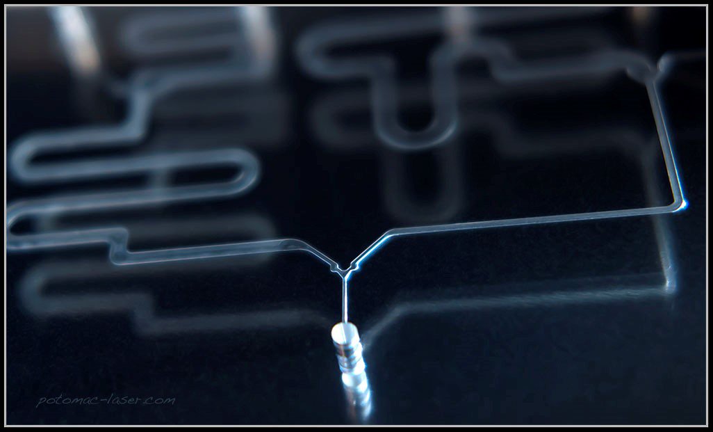 PotomacPhotonic's tweet photo. The case for using new #polymers instead of glass to inexpensively #manufacture #microfluidic devices with high performance properties for #biotech #cancer research #medical devices and personalized #medicine. https://t.co/BzZnlG4FTl https://t.co/dO151yo6Si