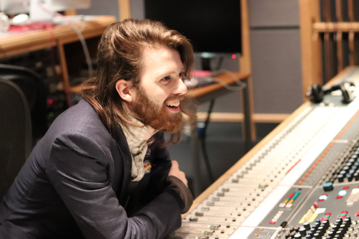 LeoElso's tweet photo. Visited Jehan Stefan at the legendary Air Studios in London... We talked Aims, Ambitions... and Album! Can't wait to finally start working on this project! #ToutAProuver #HonniSoitQuiMalYPense https://t.co/pmiSqeTxhy