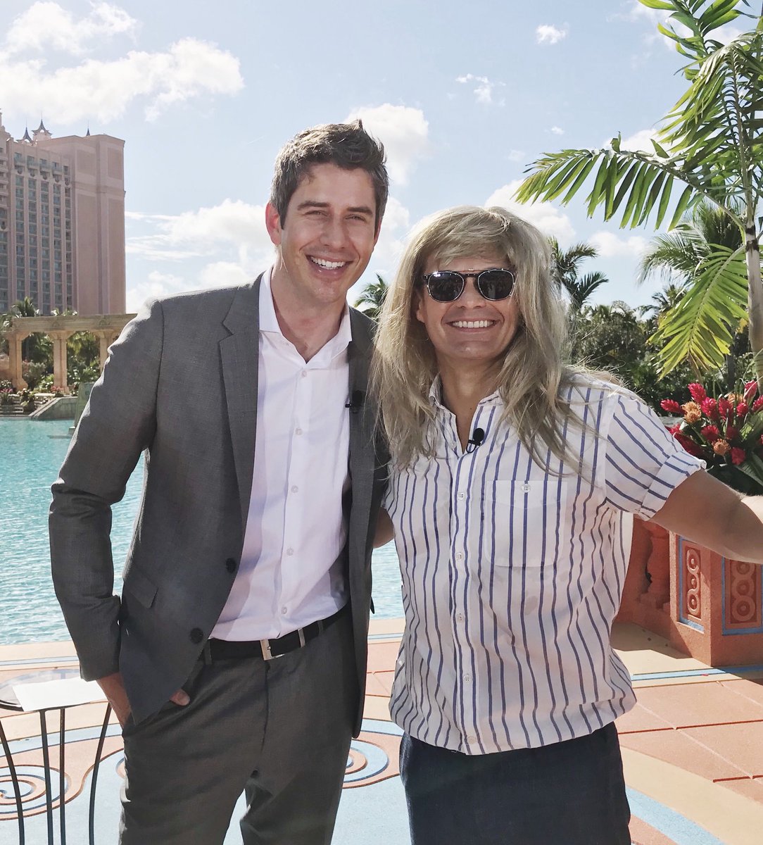 KellyandRyanAtlantis - Bachelor 22 - Arie Luyendyk Jr - FAN FORUM - General Discussion  - *Sleuthing Spoilers* - Page 23 DVSK5CKVMAA_I6H