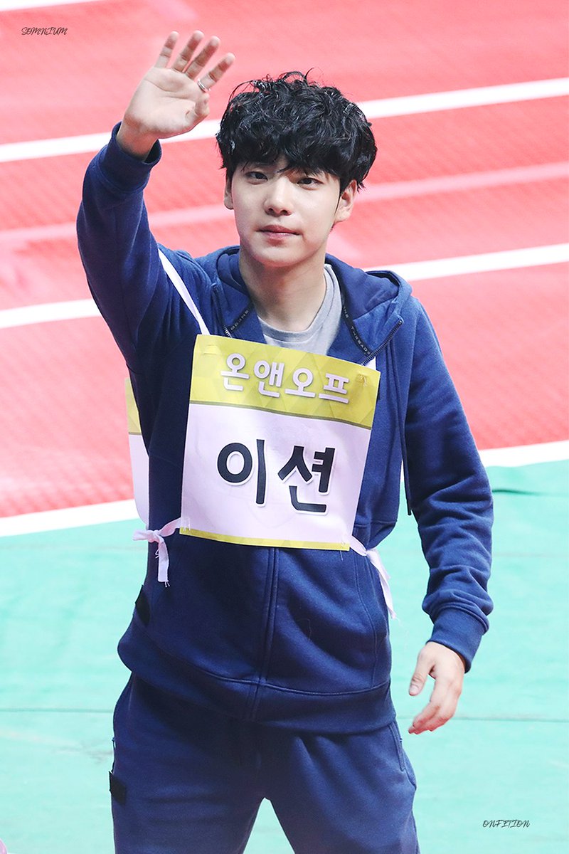 seraphicmellow's tweet photo. #이션 #ETION #이창윤 

하.. 창윤이만 보면 된다구요.. 
  ╭┈┈┈┈╯   ╰┈┈┈┈╮

 ╰┳┳╯    ╰┳┳╯
  💧        💧

  💧       💧
     ╰┈┈╯
  💧 ╭━━━━━╮ 💧
      ┈┈┈┈
  💧       💧

#ONF #ONOFF #온앤오프 @WM_ONOFF https://t.co/fuGH1tpiTM