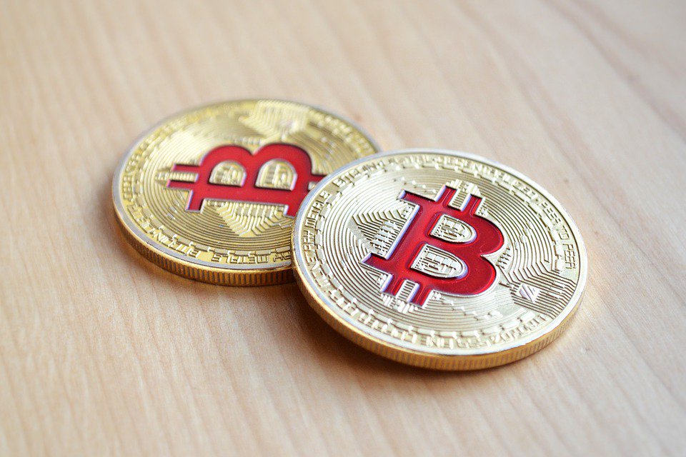 byebyefraud's tweet photo. A significant number of #bitcoin buyers use credit cards, and banks are taking notice: several banks have decided to ban such purchases, as they are frequently fraudulent or otherwise illegal. https://t.co/SOSkLGutyZ https://t.co/QD8mNlc0b6