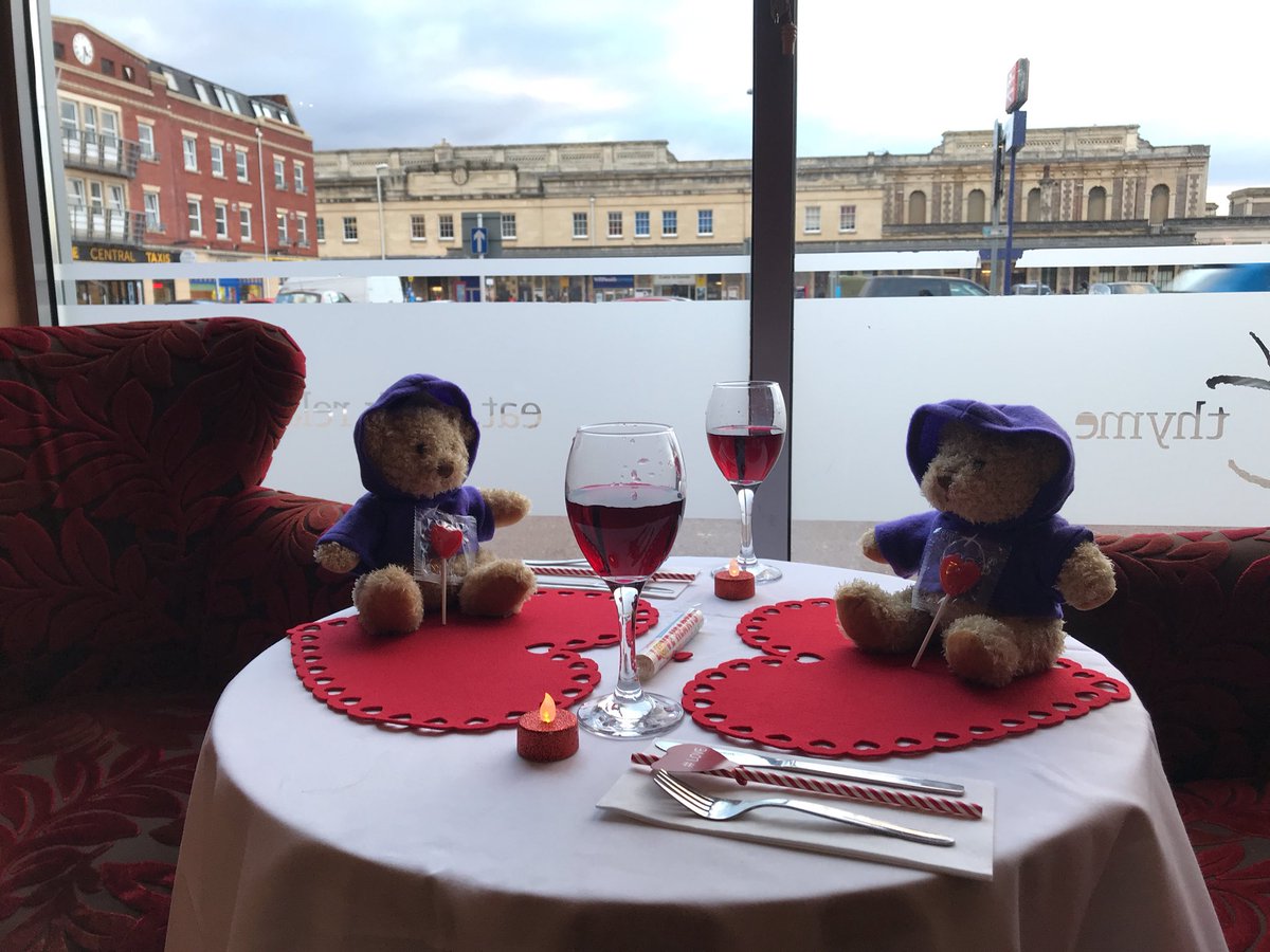 eviescott123's tweet photo. Bernard bears having a dinner date at thyme @ashleigh932 @ryanmcshane77 @StDavidsPI @Ruth_x_Quinn @SWWalesSolus https://t.co/0INcFs4jn7