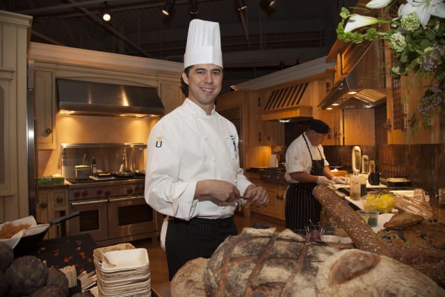 We are thrilled to have Kender Urena back in the kitchen on Friday, February 16th only. Formerly at Bistro Bonne Nuit - check out his menu and reserve your table today 203 966 4000 #Mondayinspiration #MondayMotivation
