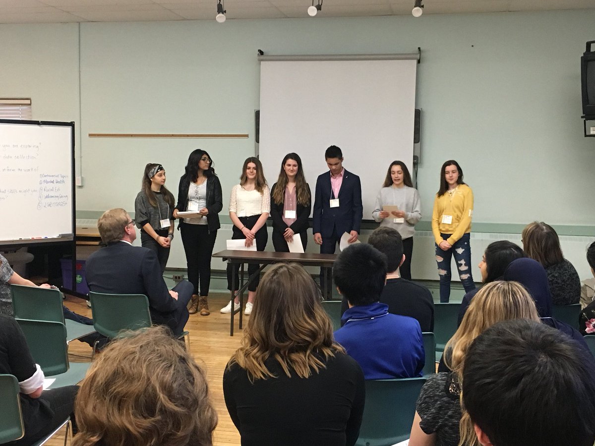 davideggenAB's tweet photo. I’m so excited to announce that applications are now open for my Minister’s Youth Council for the 2018/19 school year. I encourage all junior and senior high school students across Alberta to apply #abed #ableg https://t.co/radbR2fRj5 https://t.co/SeULKHSZnU