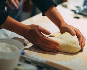 NycciNellis's tweet photo. Love is in the air - celebrate Wednesday with a #ValentinesDay couples cooking class @viaumbriadc + @PerennialBeer @churchkeydc &amp; @BirchBarleyDC + @PortCityBrew's #colossal7 release @USPHRestaurant ~ https://t.co/38wDINB8Zk https://t.co/rGdJUglZ3Z