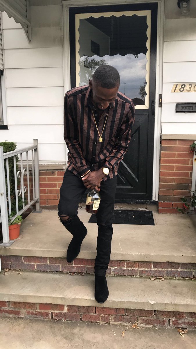 Bossbyrd__'s tweet photo. It’s been a minute Twitter family 🦅🔥 https://t.co/qMU8jU9jZ2