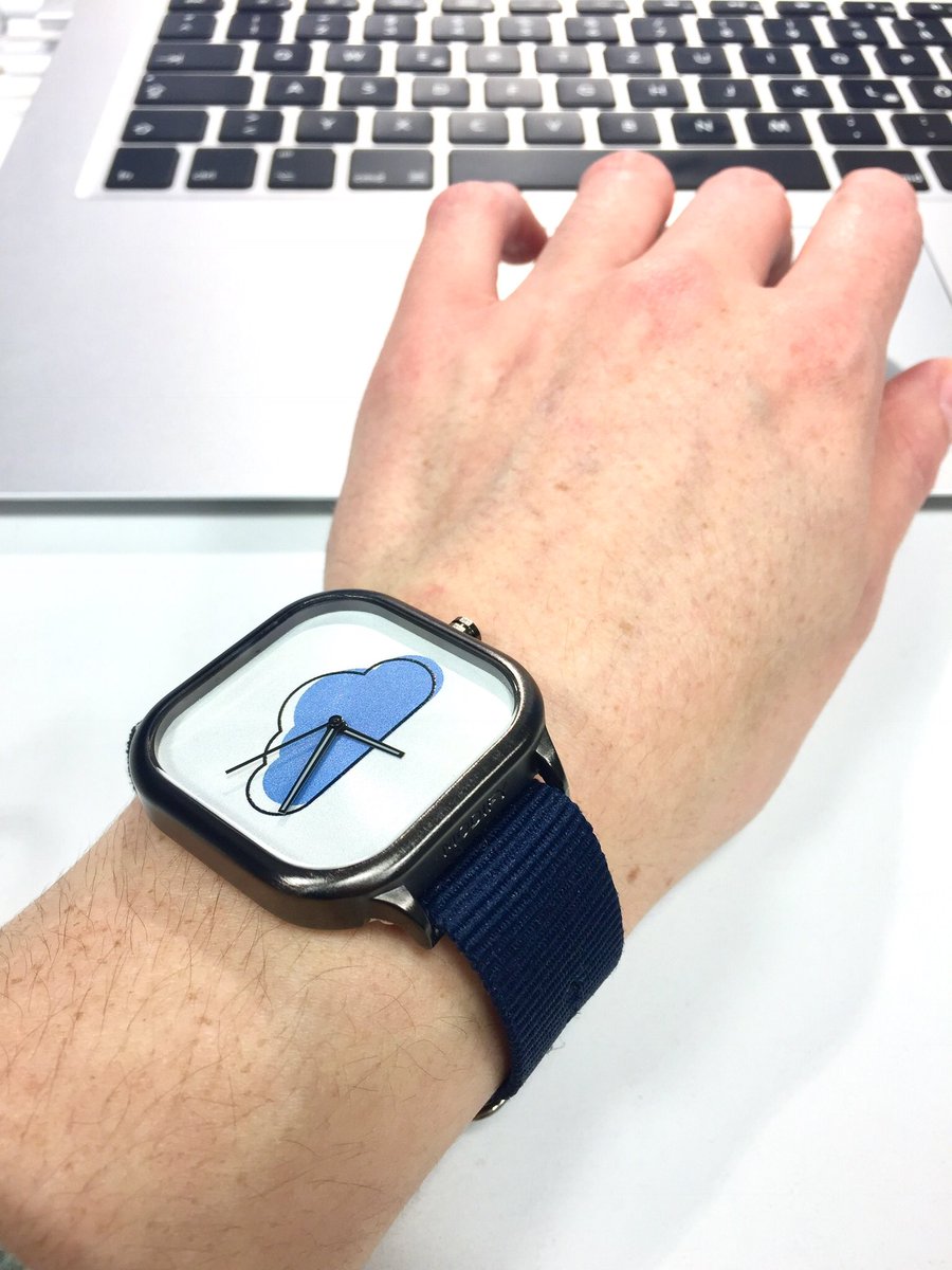 LgKathi's tweet photo. Finally got my @JulienSolomita #modifywatch. Should be much easier now to write my bachelor thesis ;) #naviblue #juliensolomita greetings from cold Germany ๐ https://t.co/CZqHKrpRiQ