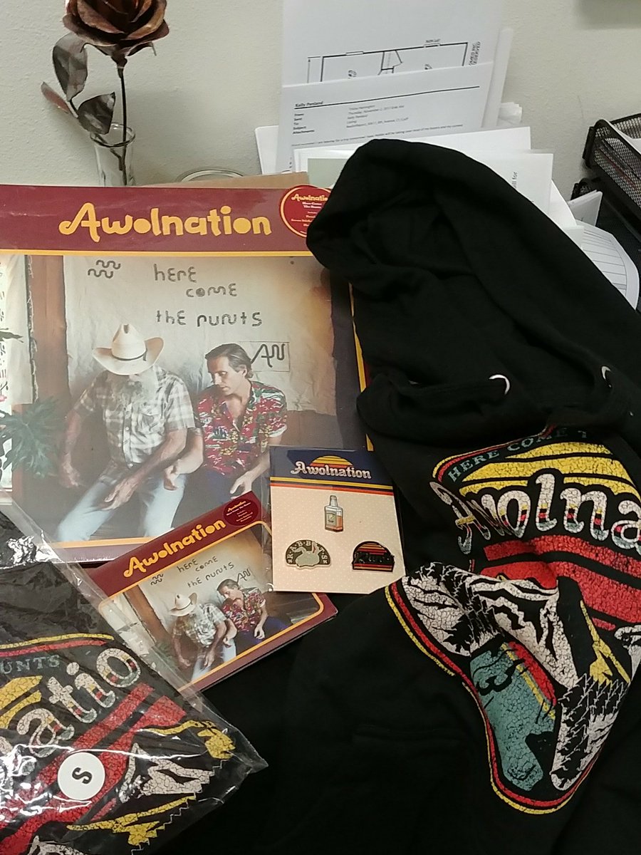 RT @awolgerard: RT @kellymxfan: Deluxe package arrived! Thanks  @redbullrecords @awolnation @ANBuilders ready for #Seattle