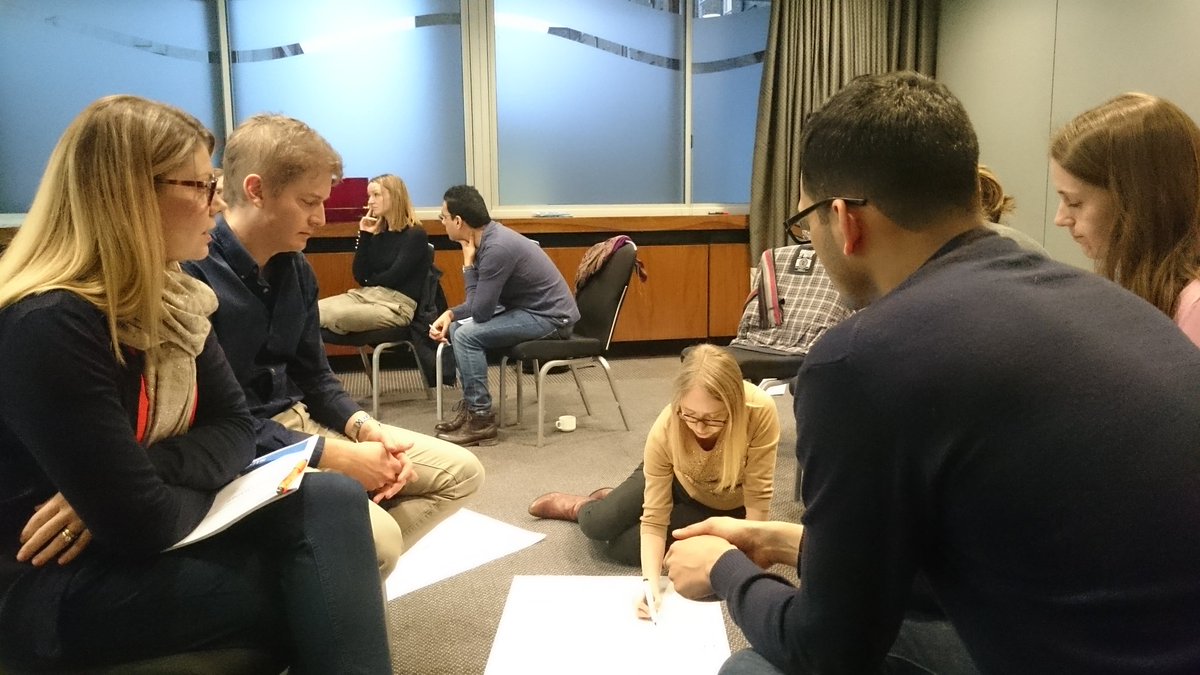 NataliePink1's tweet photo. Fascinating workshop with #chiefregistrars on advance care planning as part of @RCPLondon #OurFutureHealth2018 https://t.co/pHN90l0WJy