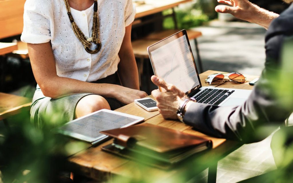prunderground's tweet photo. Petra Cephas Says #CustomerInteraction with #LessTechnology Makes #BetterBusiness https://t.co/AwOxcbVc3u @PetraCephas https://t.co/Hlj4k7BkAn
