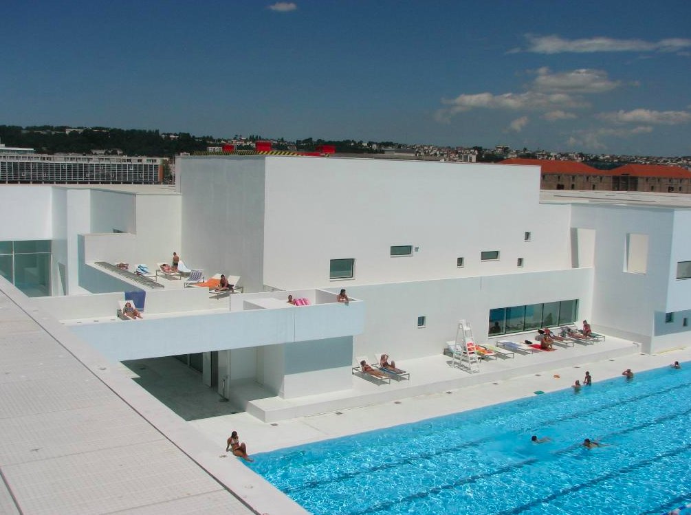 .#AJNwork : plongeon hivernal dans les Bains des Docks au Havre ! > bit.ly/2s98R9Q