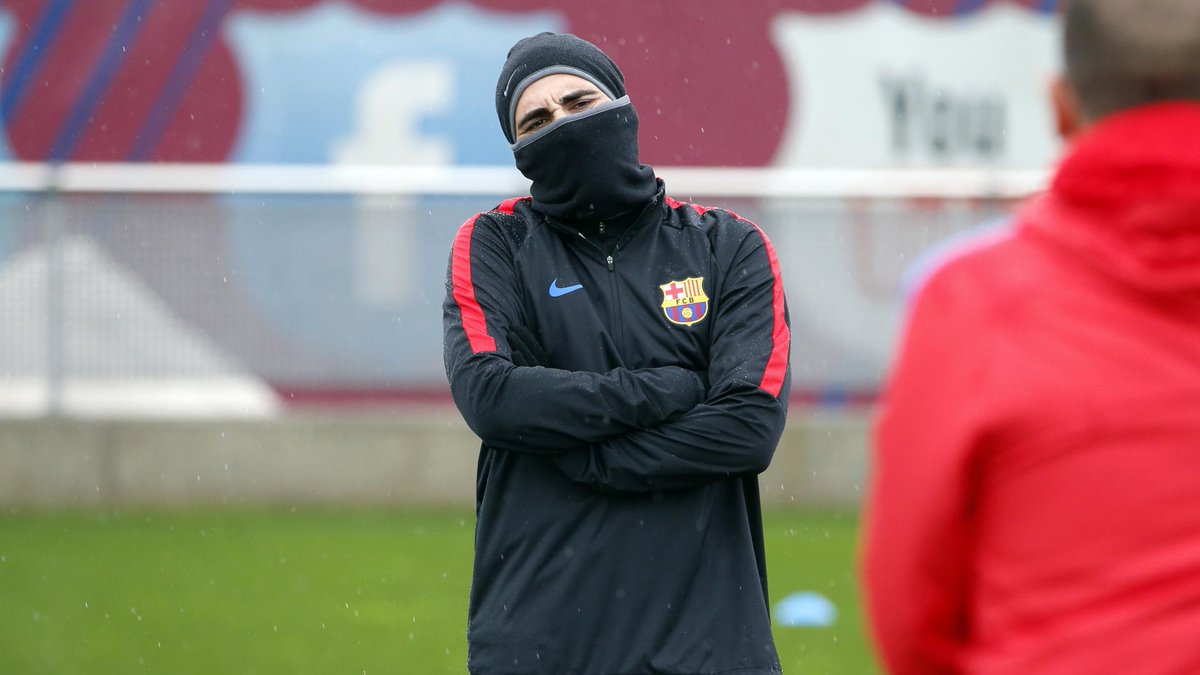 FCBarcelona_cat's tweet image. 🤔 Qui és?