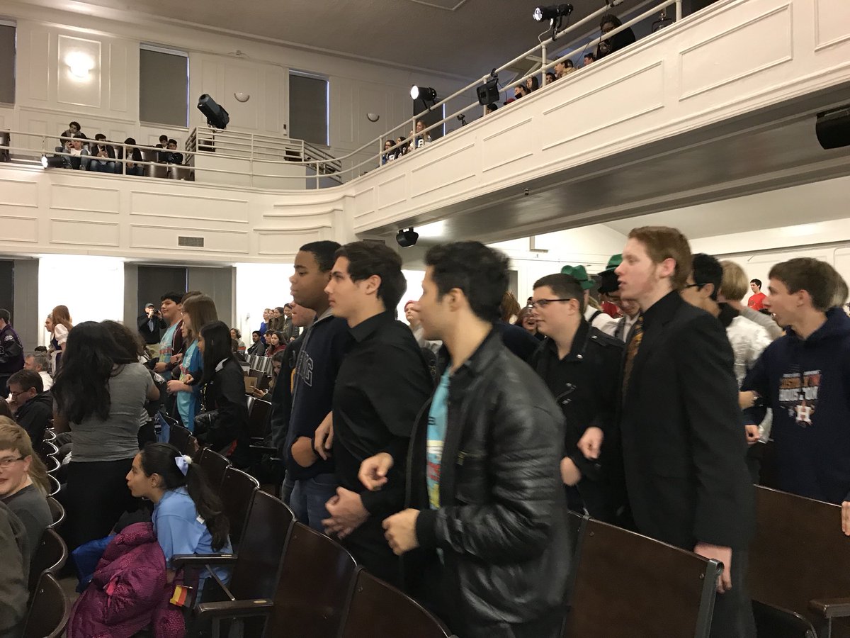 FrauNewman17's tweet photo. Our KO German students are remarkable! Regardless of placement, these students enjoyed the experience, are supportive of each other and motivated to come back to #houstonfest next year even stronger! @KleinLOTE @KOHSGermanClub @sullydatechie #speakitliveitloveit #proud https://t.co/bih1AC1TzL