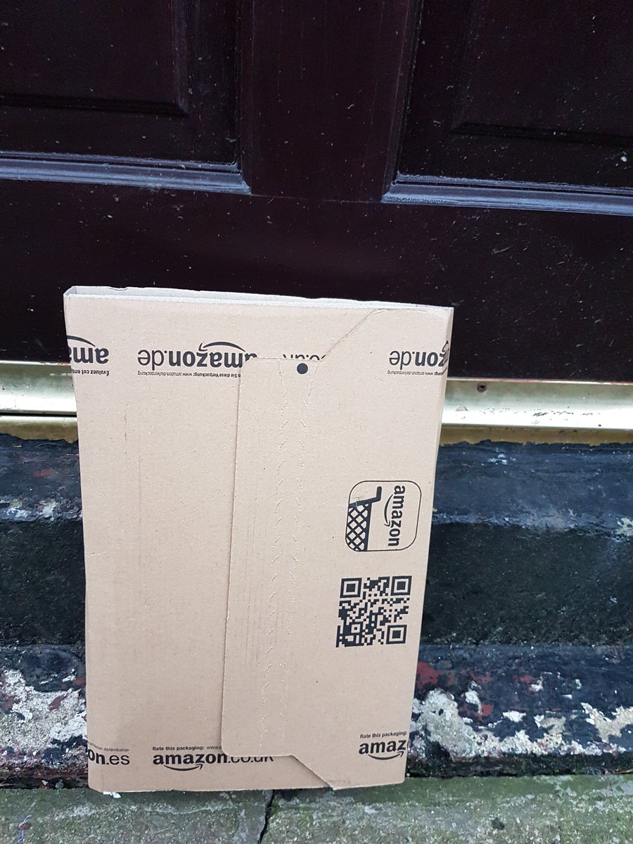 leanngee's tweet photo. @AmazonHelp @AmazonUK just come home to this!! Handed to customer it says it's on my app. This is not acceptable my name and address are on this. https://t.co/tFk9NmX2LR