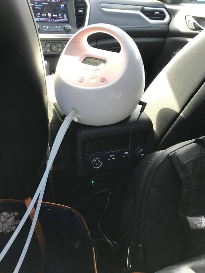 SpectraBabyUSA's tweet photo. “When you go back to college and you have a 4-month-old at home you pump in your car between classes. I could have brought my X pump…but why would I want to pump twice as long for the same amount of milk??”
#SpectraDifference #SpectraMom #Spectrabreastpumps
#MomTestimonial https://t.co/3q7BoN1doN