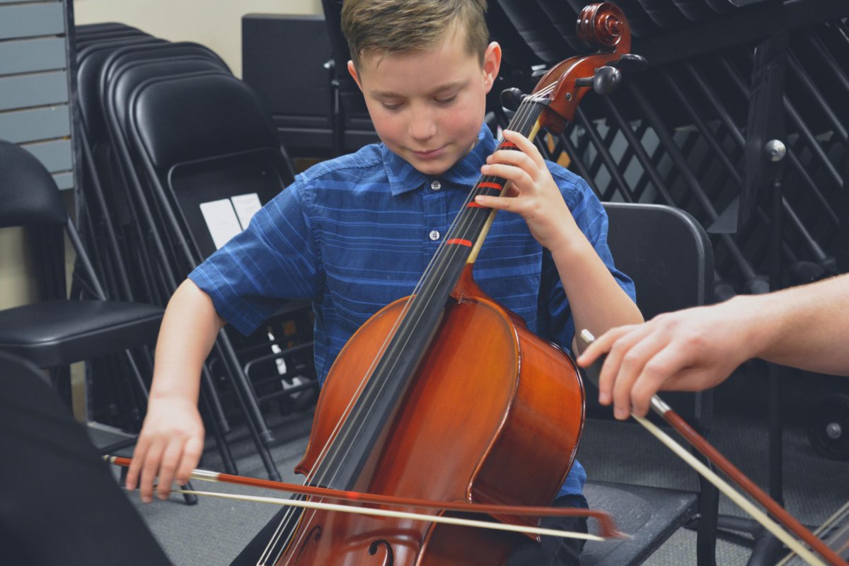 TedBrownMusic's tweet photo. Last month to save $25 on your first music lesson! Get in touch with a teacher today! #MusicMonday
https://t.co/kYF28Nxk89 https://t.co/onTBtAF5XP