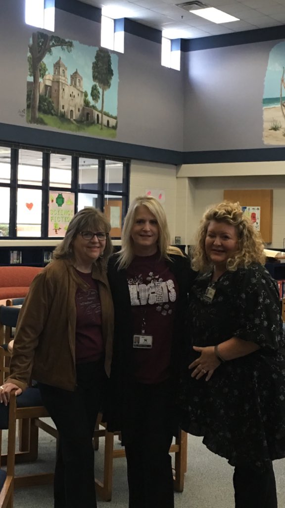 StaceyDukeBoyes's tweet photo. Happy National School Counselors week! Registration begins and Creek counselors were so happy to be at Space Center Intermediate this morning! #wildcatstothecore https://t.co/G5xbsYRb3j