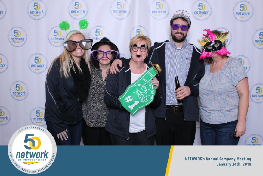 NETWORKdistrib's tweet image. And people got cheeky