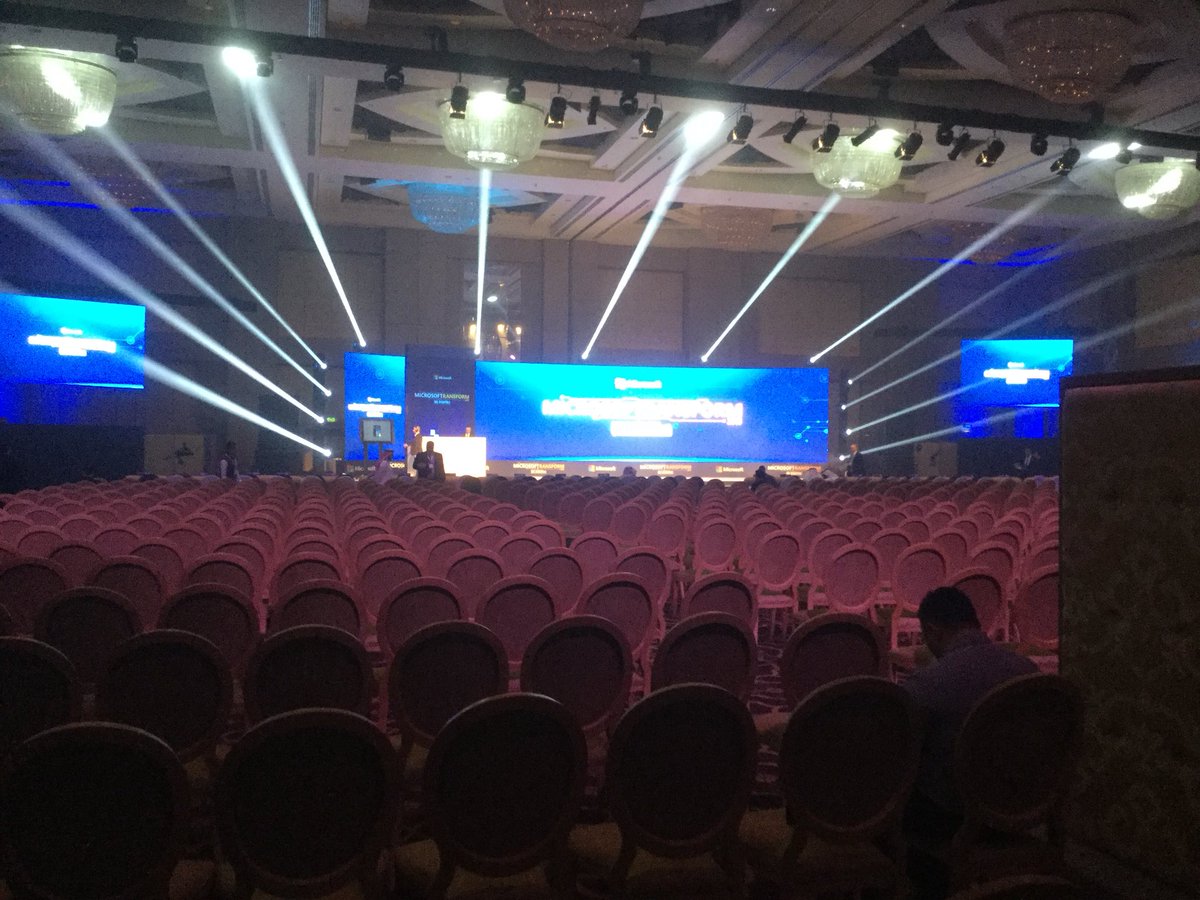 nhadhajali's tweet image. مشاركة مدارس الرسالة العالمية في مؤتمر  مايكروسوفت ترانسفورم

#Microsoft_Transform
#Microsoft_Saudi
#MicrosoftEDU
#Be_Digital