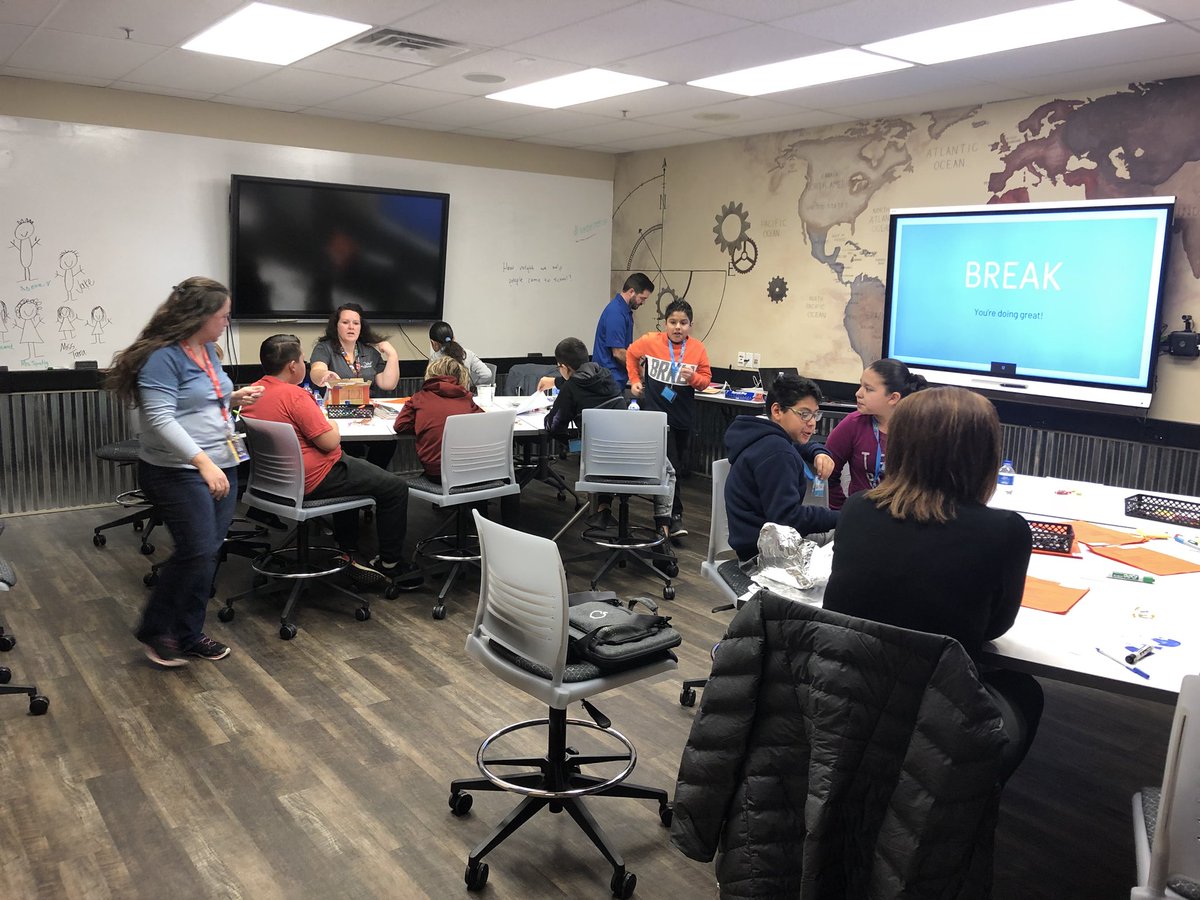 wsd_tech's tweet photo. @qhenderson working with a local elementary in the #techshed using design thinking to address chronic absenteeism! What an awesome use of our facility, and who better to think of solutions than the students themselves. #designthinking https://t.co/xHkLkjyWey