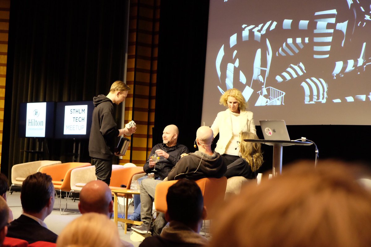 FelipeWigren's tweet photo. Are we havin a party at #Sthlmtech ? Hell #yeah18 🤘🏽.
.
.
#icebitte @tuvapalm @steepdecline #tech #wrapp #stockholm #sweden #venue https://t.co/AulLIN9wWx