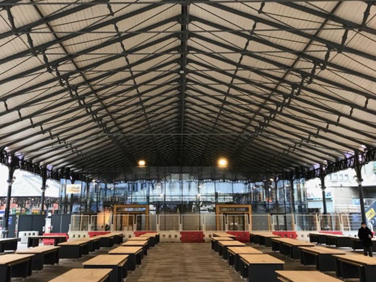 And the elevation is exposed a little more! Bit by bit our stunning new Market Hall is one step closer to the opening next week! Lots of activity/traders buzzing around inside, preparing their stalls for great times ahead! #theplacetobe #proudpreston