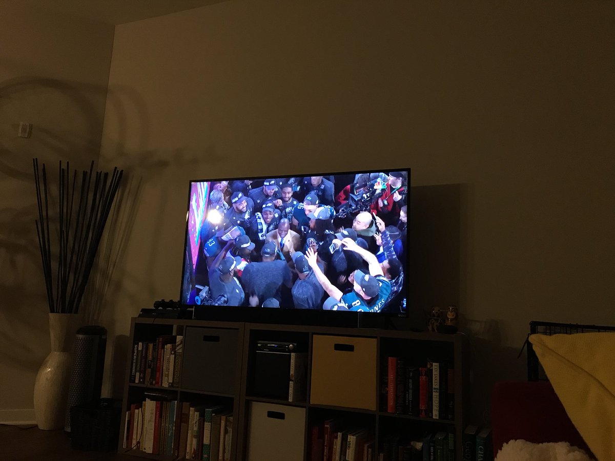 ihart_sam's tweet photo. Could you imagine if that’s how people approached the Cross? The way they do the Lombardi Trophy. #SuperBowl2018 https://t.co/PJnWAoHfTO