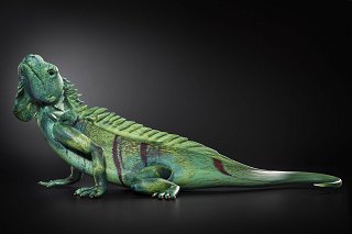 ImagineMuseum's tweet photo. Don't worry, it's just glass. π (Featured piece: "Awaken" by artist Raven Skyriver) #IMGlass https://t.co/vpb4clD8Ht