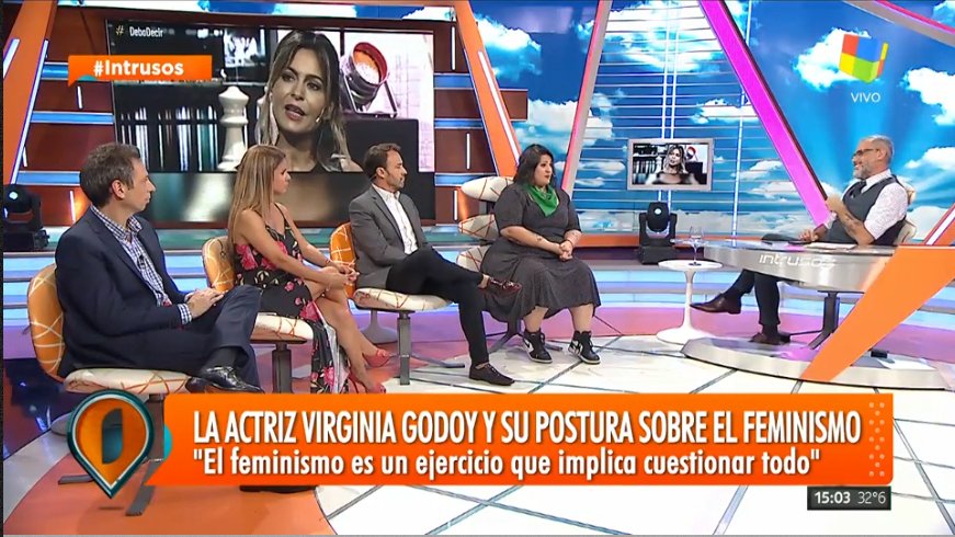 futurockOk's tweet photo. "El feminismo es un ejercicio que implica cuestionarlo todo" @srtaBimbo en #Intrusos https://t.co/VHIKohekFe https://t.co/5HQHIy7xMs
