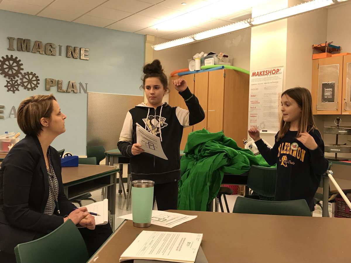 LibraryMakerLab's tweet photo. #hawksome Ss Laila & Mia pitch their green screen plan to Ms. Geihll. They made a prototype using pvc pipe from my son’s old soccer net! #leboproud #MattsMakerSpace #mtlsdsteam https://t.co/RCYSZE9FJF