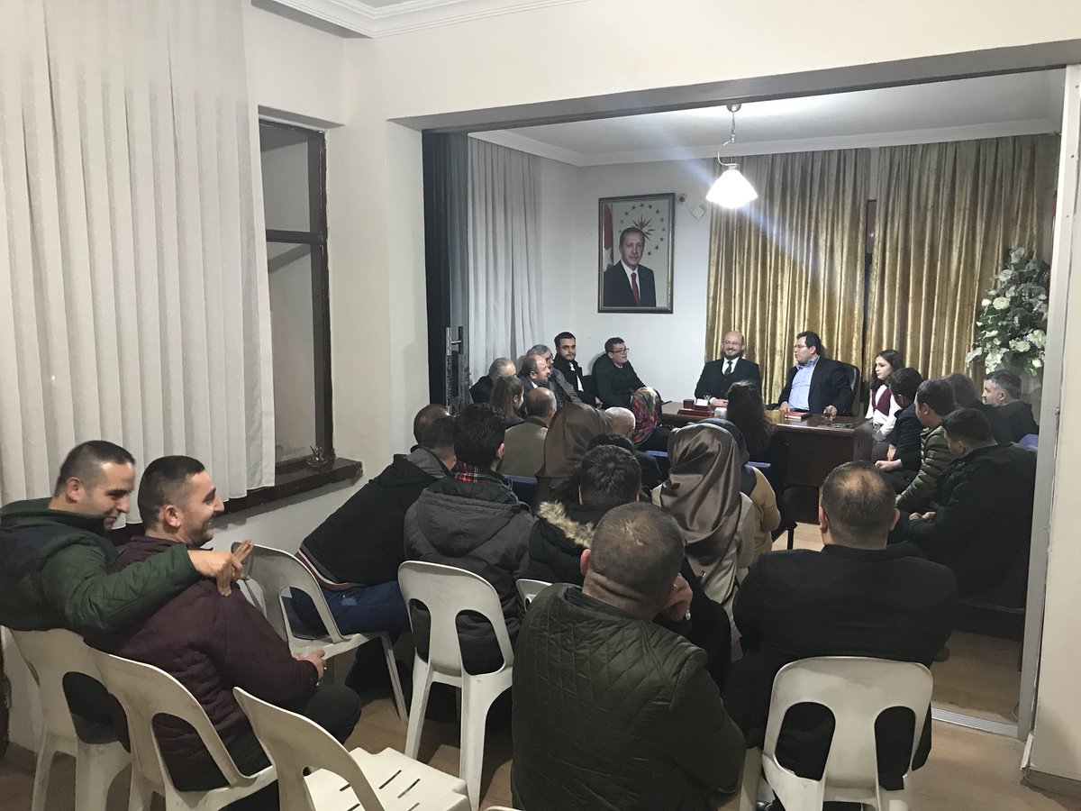 coskuncakir60's tweet photo. Niksar AK Parti İlçe Başkanlığımızı ziyaret ederek ilçe yönetimimizle hasbihal ettik. Önceki dönem İlçe Başkanımız Mustafa Eraslan kardeşimize selam verdik. https://t.co/2CCsUkougX